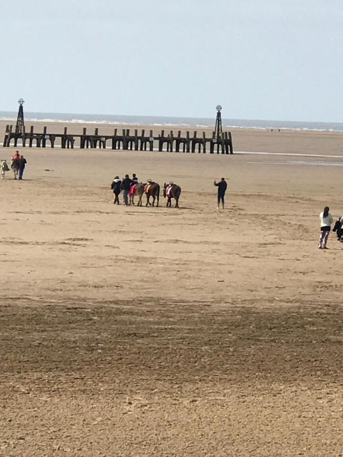 Beach View - Amazing Sea Views Lytham St Annes Exteriör bild
